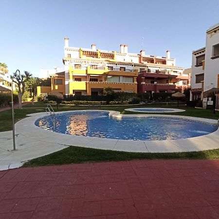 Apartamento Cercano A Campo De Golf En Costa Esuri Aiamonte Exterior foto