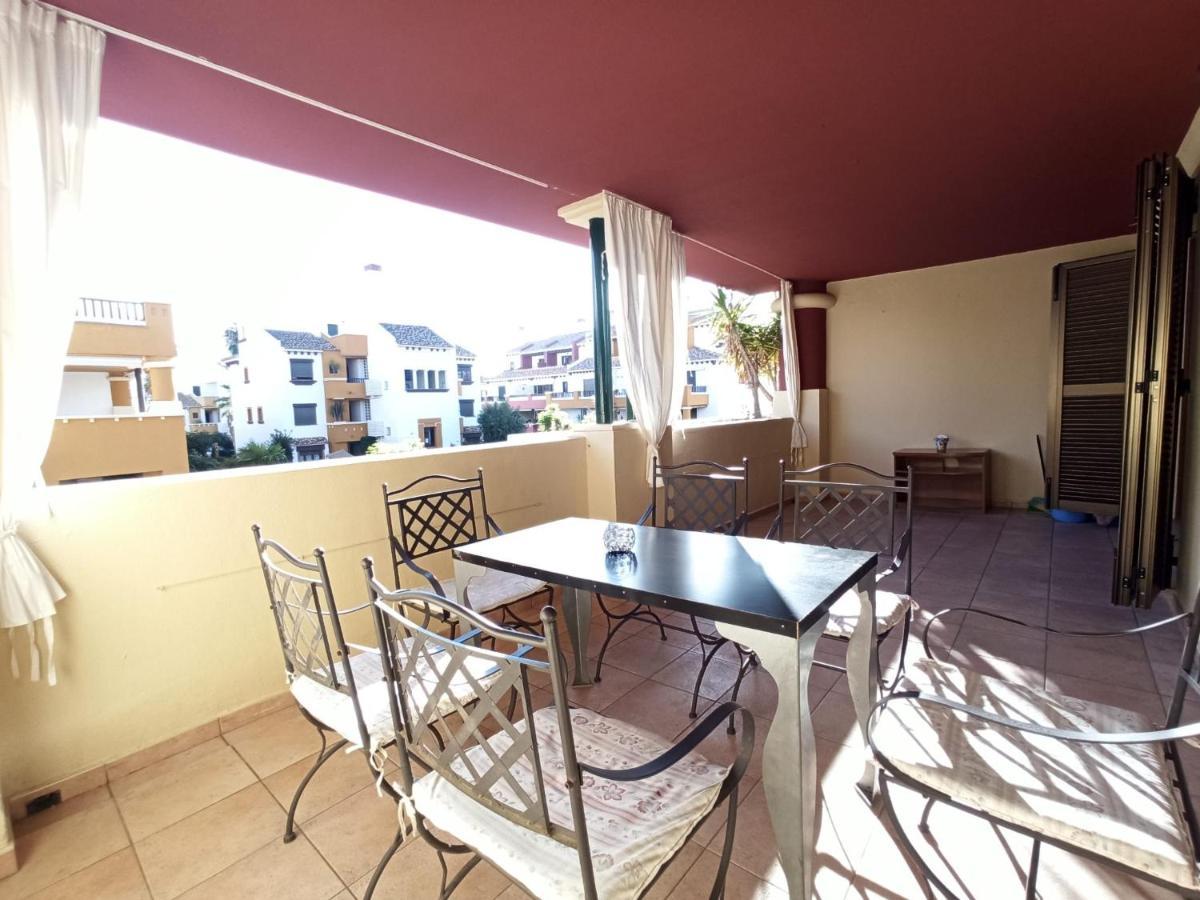 Apartamento Cercano A Campo De Golf En Costa Esuri Aiamonte Exterior foto